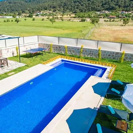 Villa Kaya